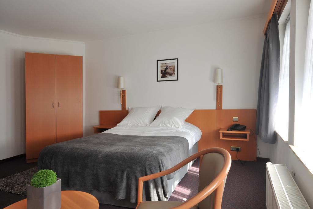Hotel Du Perron Theux Oda fotoğraf