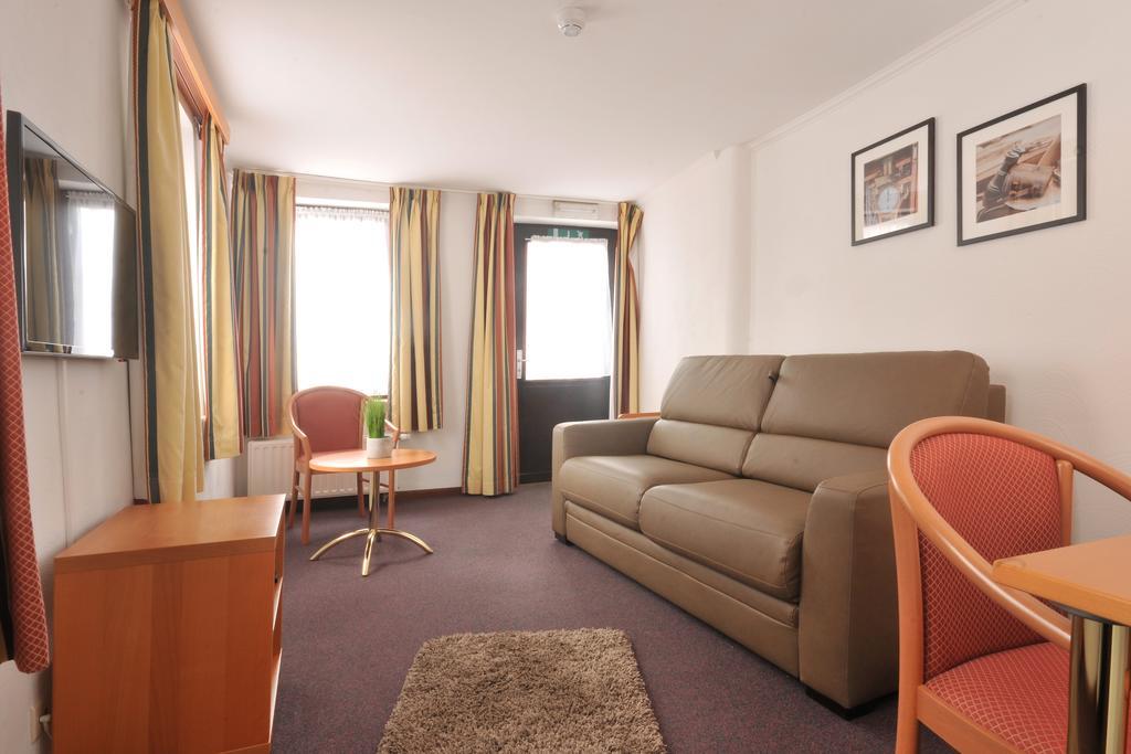 Hotel Du Perron Theux Oda fotoğraf
